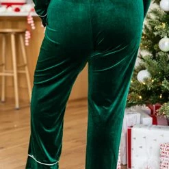 Best deal 🧨 Pink Lily Asking Again Green Velvet Lounge Pants 🎁 -Glam-girl Sales 177314 177316 1 650x