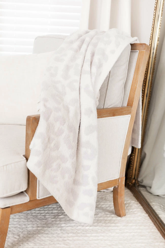 Coupon 🥰 Pink Lily Make Me Believe Light Grey Leopard Print Blanket 🎉 3 Coupon 🥰 Pink Lily Make Me Believe Light Grey Leopard Print Blanket 🎉