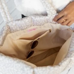 Buy 🧨 Pink Lily Out Of My Way Taupe Leopard Puffer Tote 🥰 -Glam-girl Sales 185280 1 650x