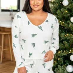 Budget 🛒 Pink Lily Merry All The Way Cream 🎄 Christmas Tree Print Pajama Top ❤️ -Glam-girl Sales 185644 185646 5 650x