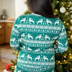 Budget 👏 Pink Lily Underneath The Tree Green ❄ Christmas Print Pajama Top 🔔 -Glam-girl Sales 185654 185656 7 650x