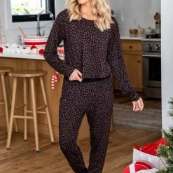 New 👍 Pink Lily All I Want For 🔔 Christmas Charcoal Leopard Print Pajama Top 👏 -Glam-girl Sales 185704 185706 16 650x