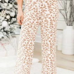 Top 10 🥰 Pink Lily Movies And Chill Brown And Ivory Leopard Print Fuzzy Lounge Pants 🎁 17 Top 10 🥰 Pink Lily Movies And Chill Brown And Ivory Leopard Print Fuzzy Lounge Pants 🎁 -Glam-girl Sales 186352 5 650x