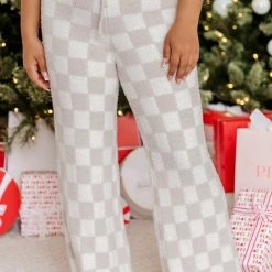 Cheapest 👍 Pink Lily Movies And Chill Taupe And Ivory Checkered Fuzzy Lounge Pants 🥰 -Glam-girl Sales 186356 4 f96646ef 6643 4b40 9dba 792bc6107517 650x