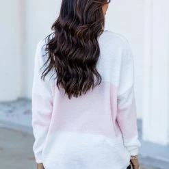 Outlet 😉 Pink Lily Story To Tell Light Pink Colorblock Fuzzy Sweater FINAL SALE 🤩 20 Outlet 😉 Pink Lily Story To Tell Light Pink Colorblock Fuzzy Sweater FINAL SALE 🤩 -Glam-girl Sales 186384 7 650x