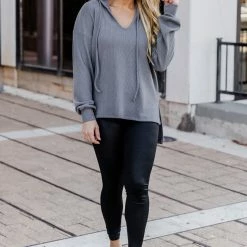 Deals 🎁 Pink Lily Home Away From Home Grey Ribbed Hooded Pullover FINAL SALE ✨ -Glam-girl Sales 186454 185018 1 650x