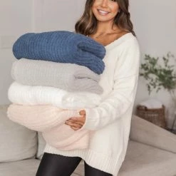 Top 10 🔥 Pink Lily Maybe I'll Stay Fuzzy Cream Blanket FINAL SALE 🔔 -Glam-girl Sales 1K0A2318 650x