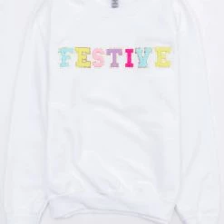 Discount π₯° Pink Lily Festive Chenille Patch Graphic Sweatshirt π 9 Discount π₯° Pink Lily Festive Chenille Patch Graphic Sweatshirt π -Glam-girl Sales 219A6943 650x