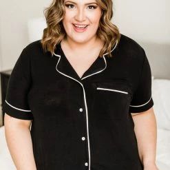 Coupon 🔔 Pink Lily Knitted Front Button Black Pajama Top FINAL SALE 🔥 -Glam-girl Sales A179092 bridalpartyblackpajamatop 179094 blackknittedpajamashorts 3 650x