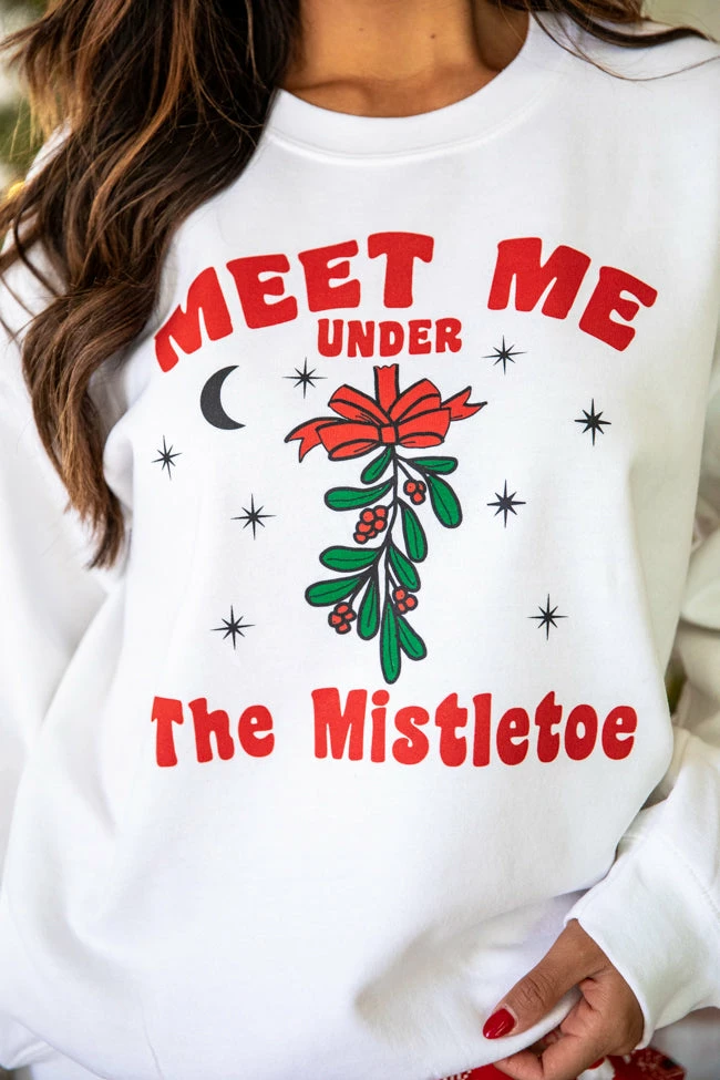 Cheapest β€οΈ Pink Lily Meet Me Under The Mistletoe White Graphic Sweatshirt π₯° 5 Cheapest β€οΈ Pink Lily Meet Me Under The Mistletoe White Graphic Sweatshirt π₯° - Image 3